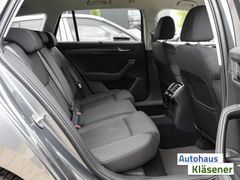 Skoda Superb Combi 2.0